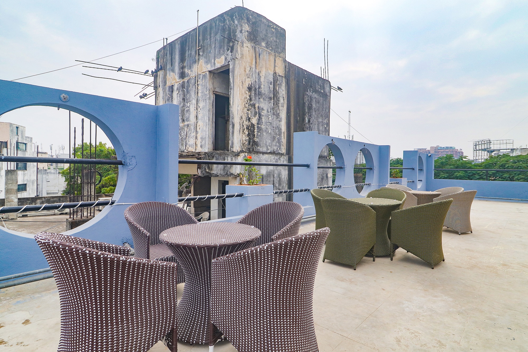 FabHotel Fortune Grand - Nr Lakdikapul Metro Station - Tap to explore photos