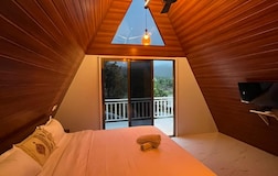 Deluxe Cottages