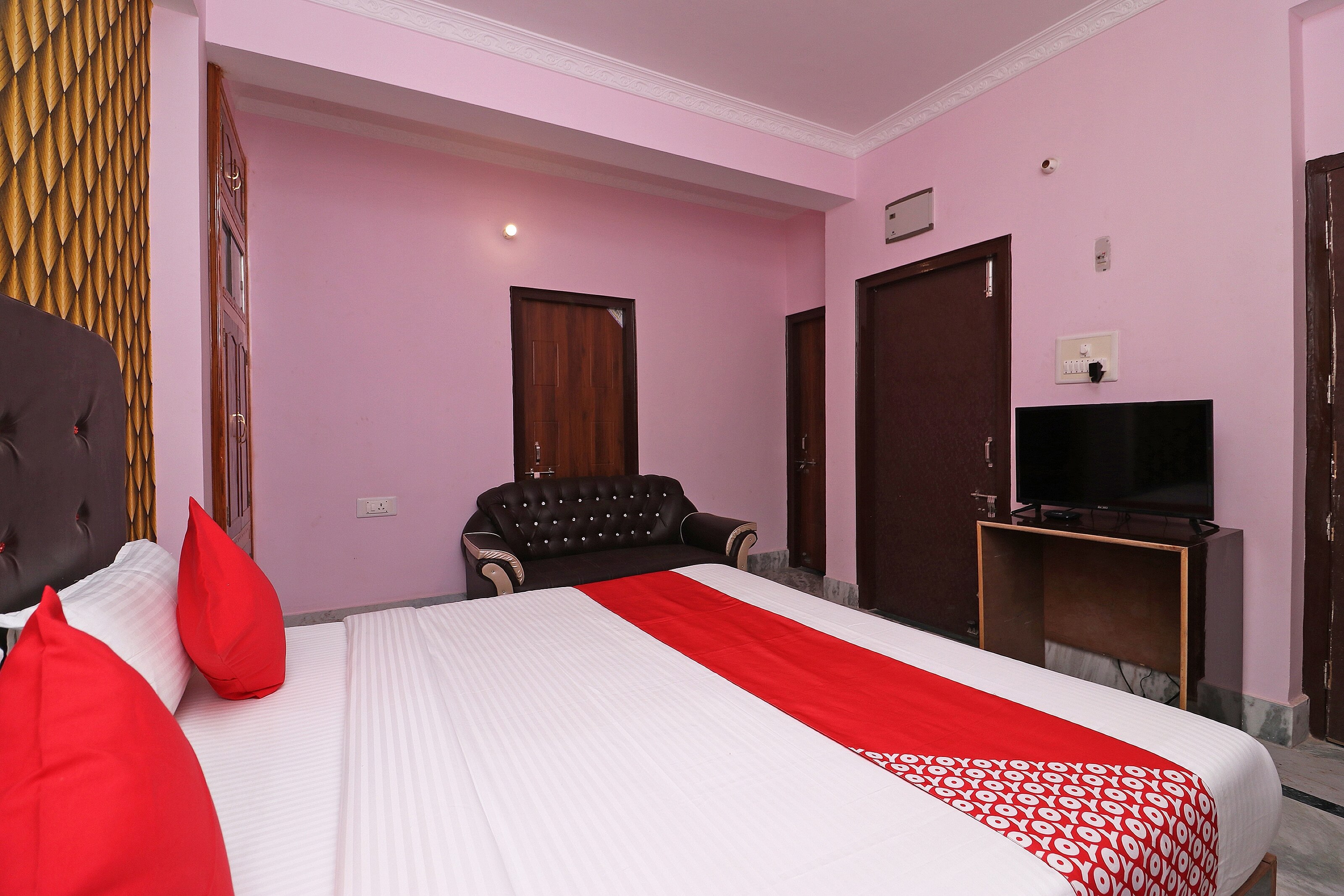 Super Hotel O Magadh Empire - Tap to explore photos