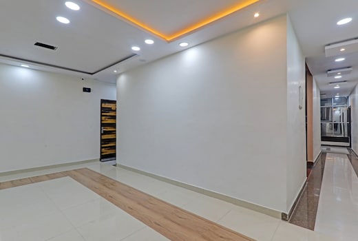 Hotel O Crystal Grand