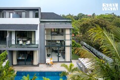 StayVista at Casa Joe with Pool, Bathtub & Complimentary E-Bikes, Goa
