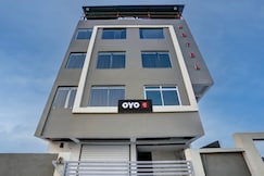Flagship OYO Hotel Dream Inn, Hingana