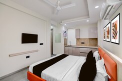 Super Townhouse Sector 52 Gurgaon, Gurgaon