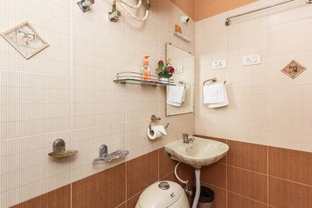 Aster Vue Guest House Suites - Tap to explore photos