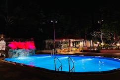 The Visawa Resort | Rooms & Pool, Ulhasnagar