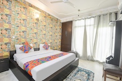 FabExpressChaudhary Palace, Delhi