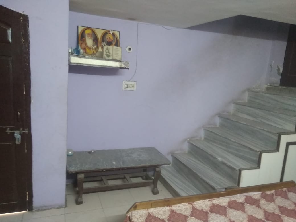 Ramanpreet Hostel - Tap to explore photos