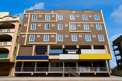 Hotel O Naubasta Crossway Kanpur Formerly Time, Mancherial