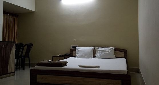 Hotel Golden Beach - Tap to explore photos