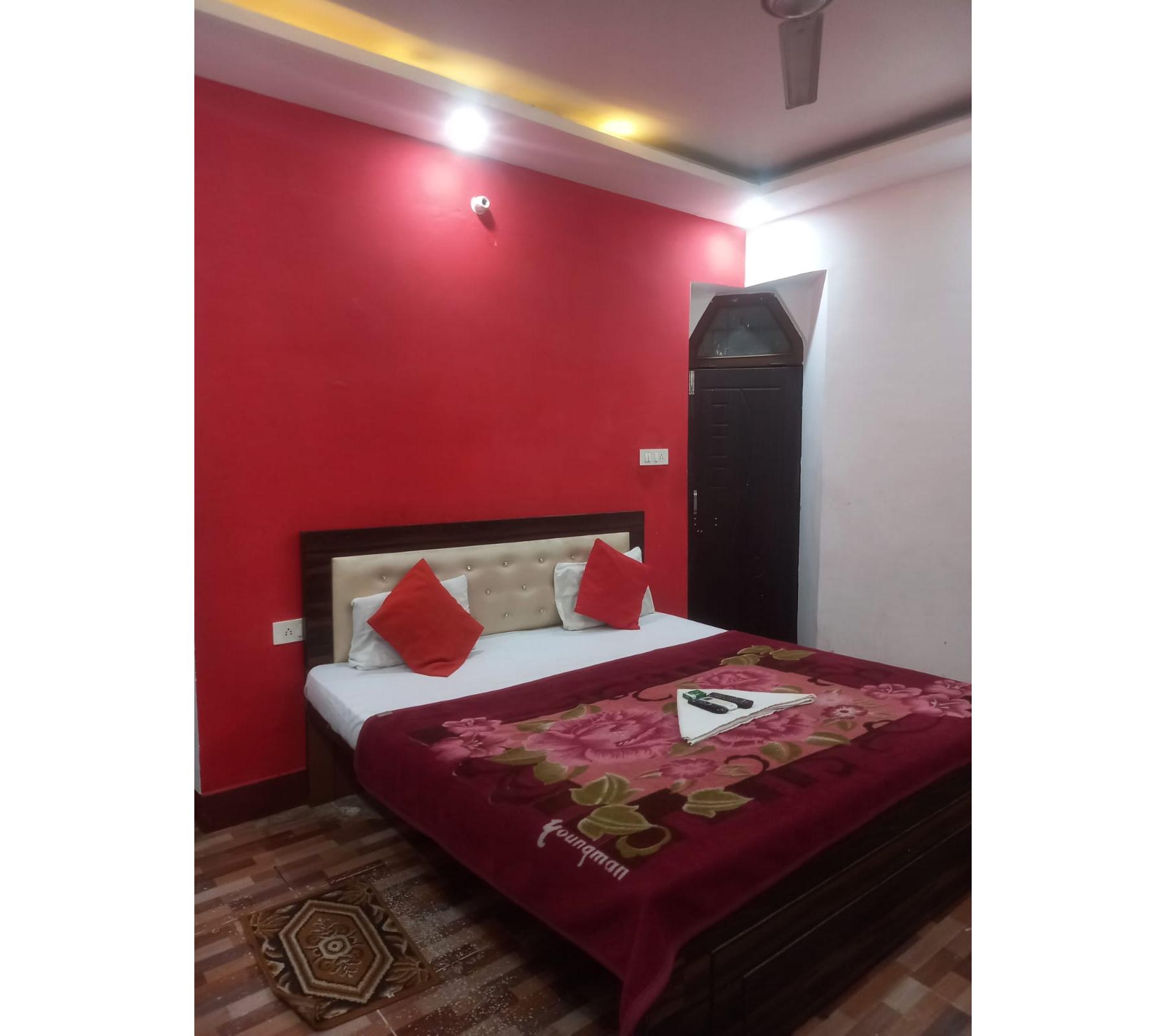Prayag Villa | 6 BHK - Tap to explore photos