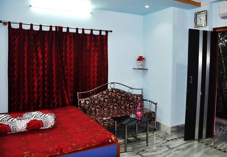 Chaya Neer Guest House - Tap to explore photos