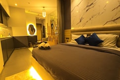Mirror Magic by Luxury Loft, Noida