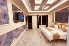 Paradise Woodland Resort, Chintpurni