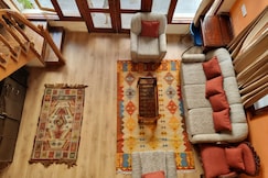 The Little Twins Mall Road Kasauli, Kasauli