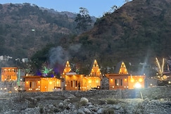 Cabana Riverside Resort - Kainchi Dham, Kausani
