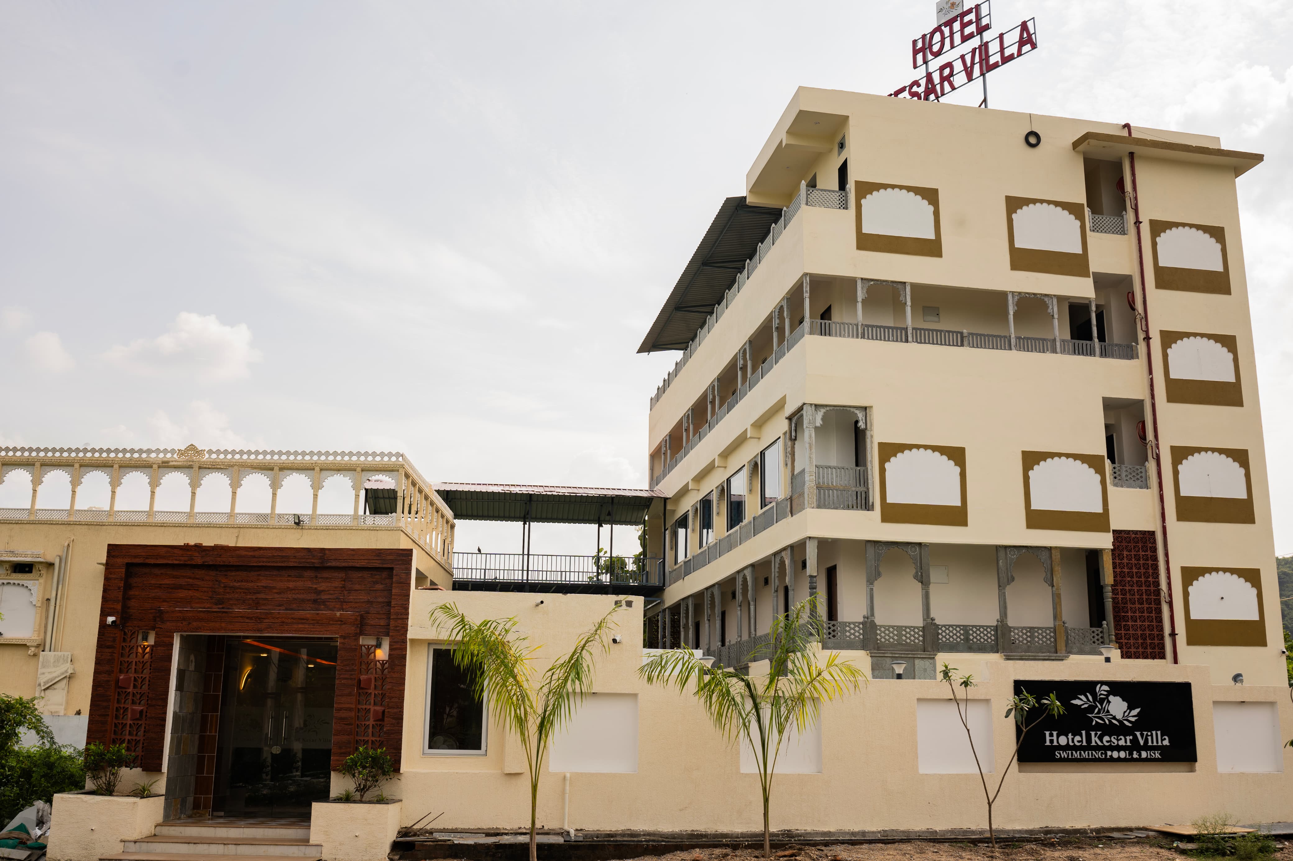 Hotel Kesar Villa - Tap to explore photos