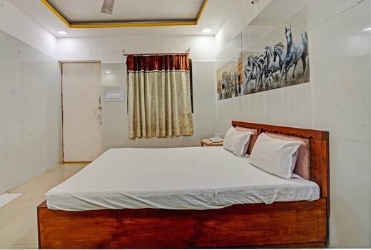 Hotel O Surya Dev Green Land Chokdi