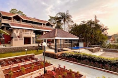 Montana Mist 3BHK with Pvt Pool by Stellar Stays, Lonavala