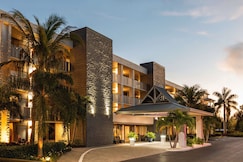 Spark by Hilton Sarasota Siesta Key Gateway, Sarasota