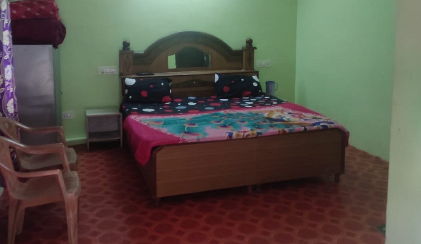 Family Homestay - Tap to explore photos