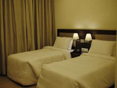 Hotel Swaraj Palace - Tap to explore photos