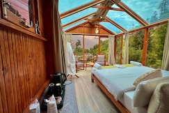 Glass Cabins and Cafe by Urban Monk, Leh