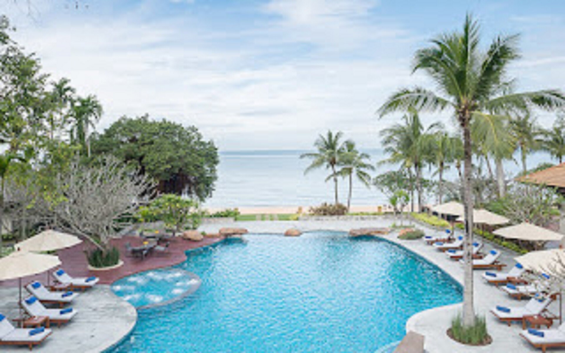 Sea Sand Sun Resort and Villas Pattaya - Tap to explore photos