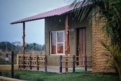 KP Woods Farm & Resort | Rooms & Restaurant, Bhiwapur