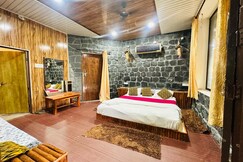 HOTEL MUKKI, Baihar
