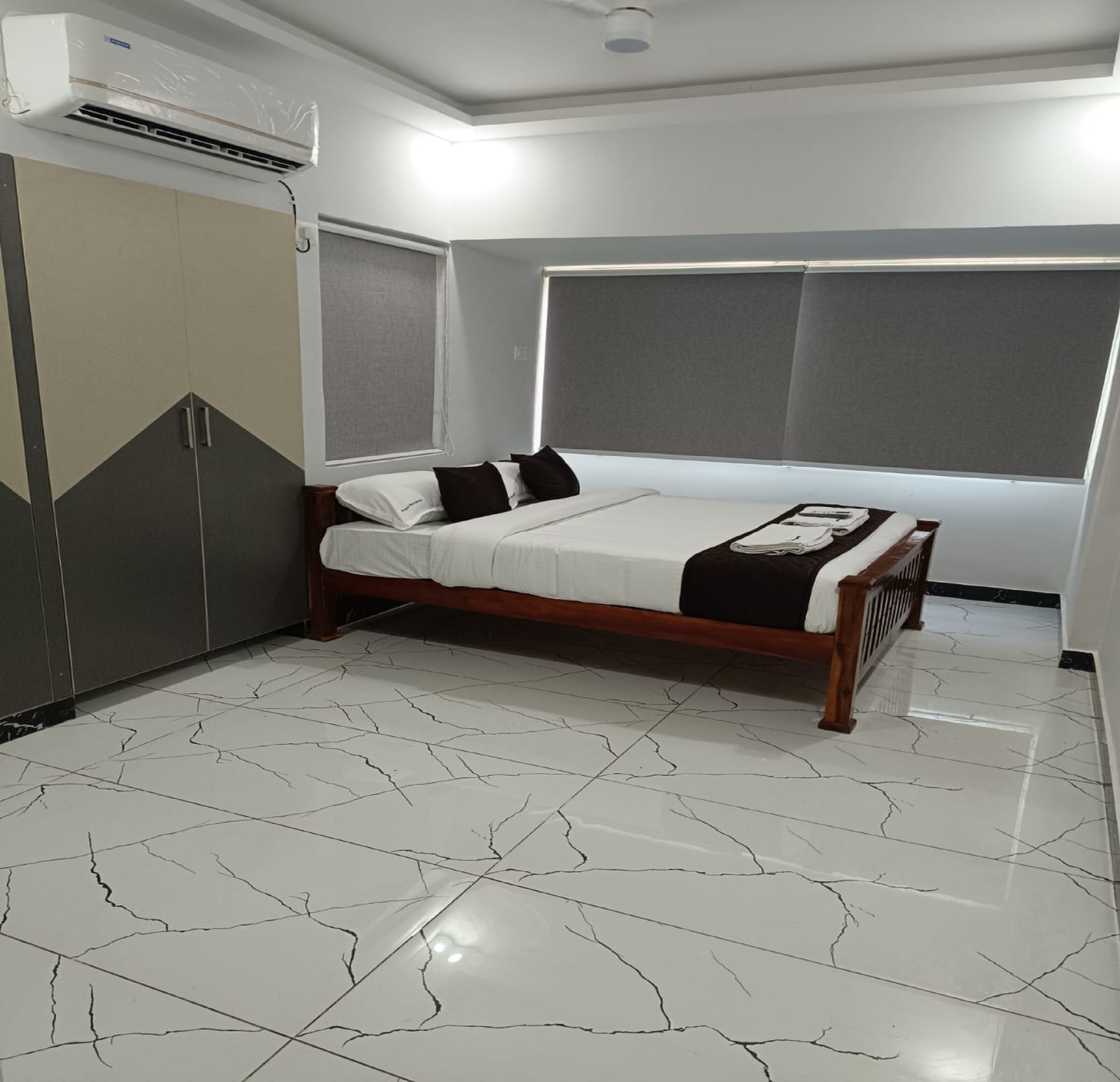 ROYAL RESIDENCY TAMBARAM - Tap to explore photos