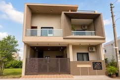 Home Escape Lavender 2BHK, Ujjain