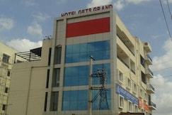 Hotel Gets Grand, Kolar