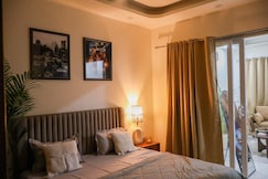 Modern fully furnished 1 bhk on golf course road, Gurgaon