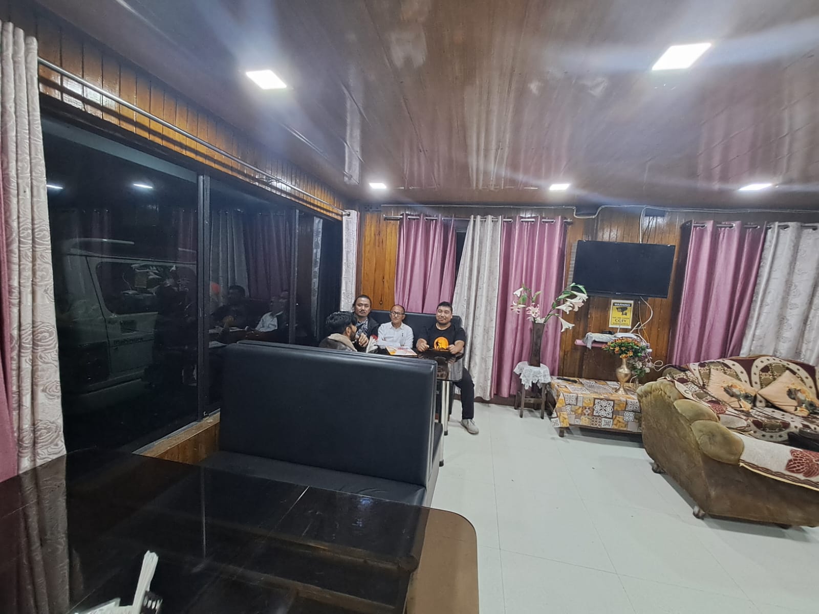 The Legend Inn Homestay. - Tap to explore photos