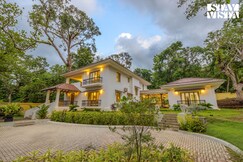 StayVista at Casa Darev, Goa