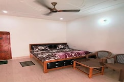FabHotel Ramendra Palace, Ayodhya