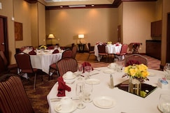 Embassy Suites Minneapolis - North, Stearns