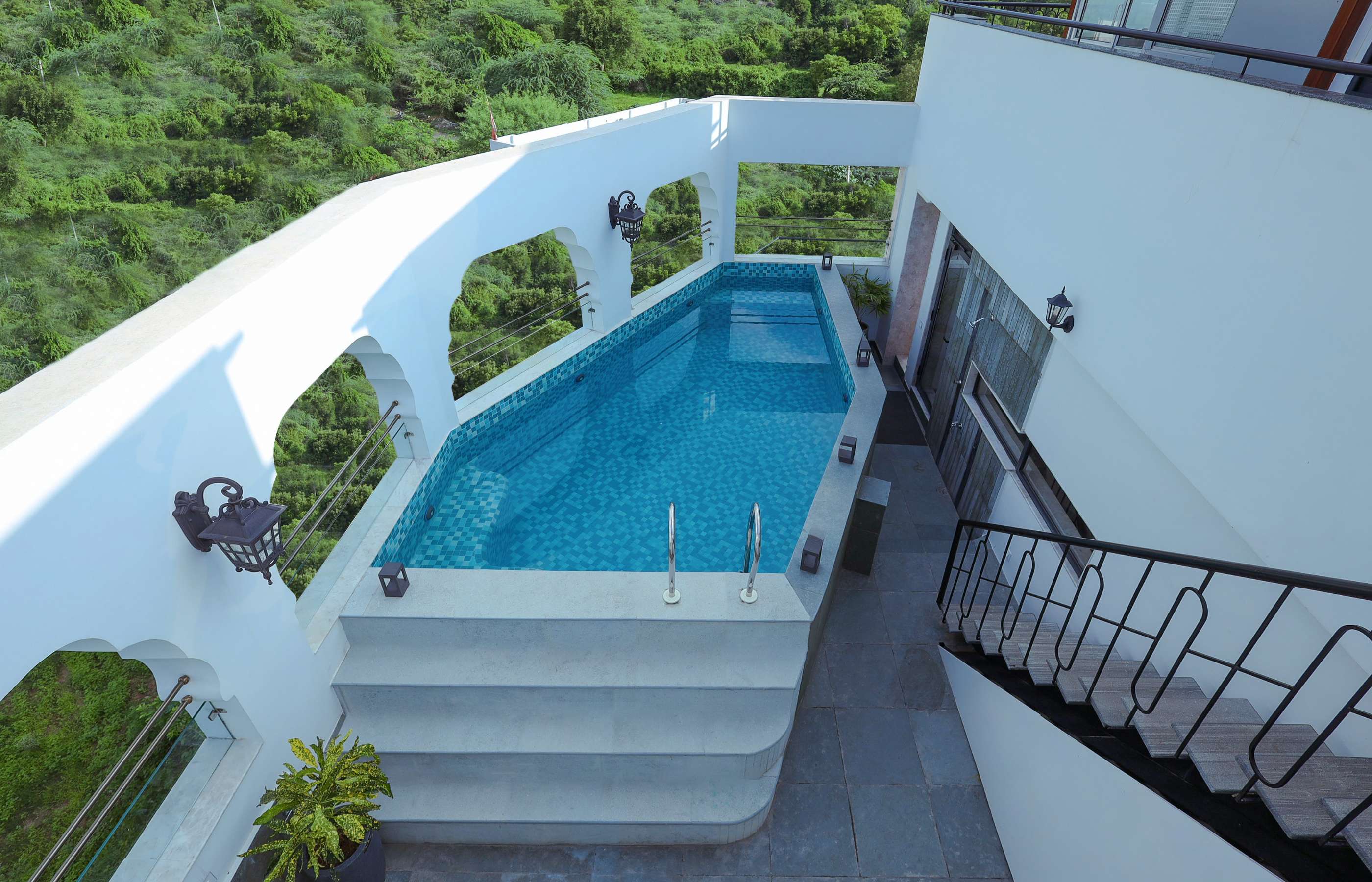 Artisav House-A Luxury Boutique Stay - Tap to explore photos