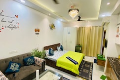 Zoom Stay Studio Apartment, Noida