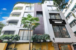 Townhouse Oak Ballygunge Formerly Hotel Lovelock, Kolkata