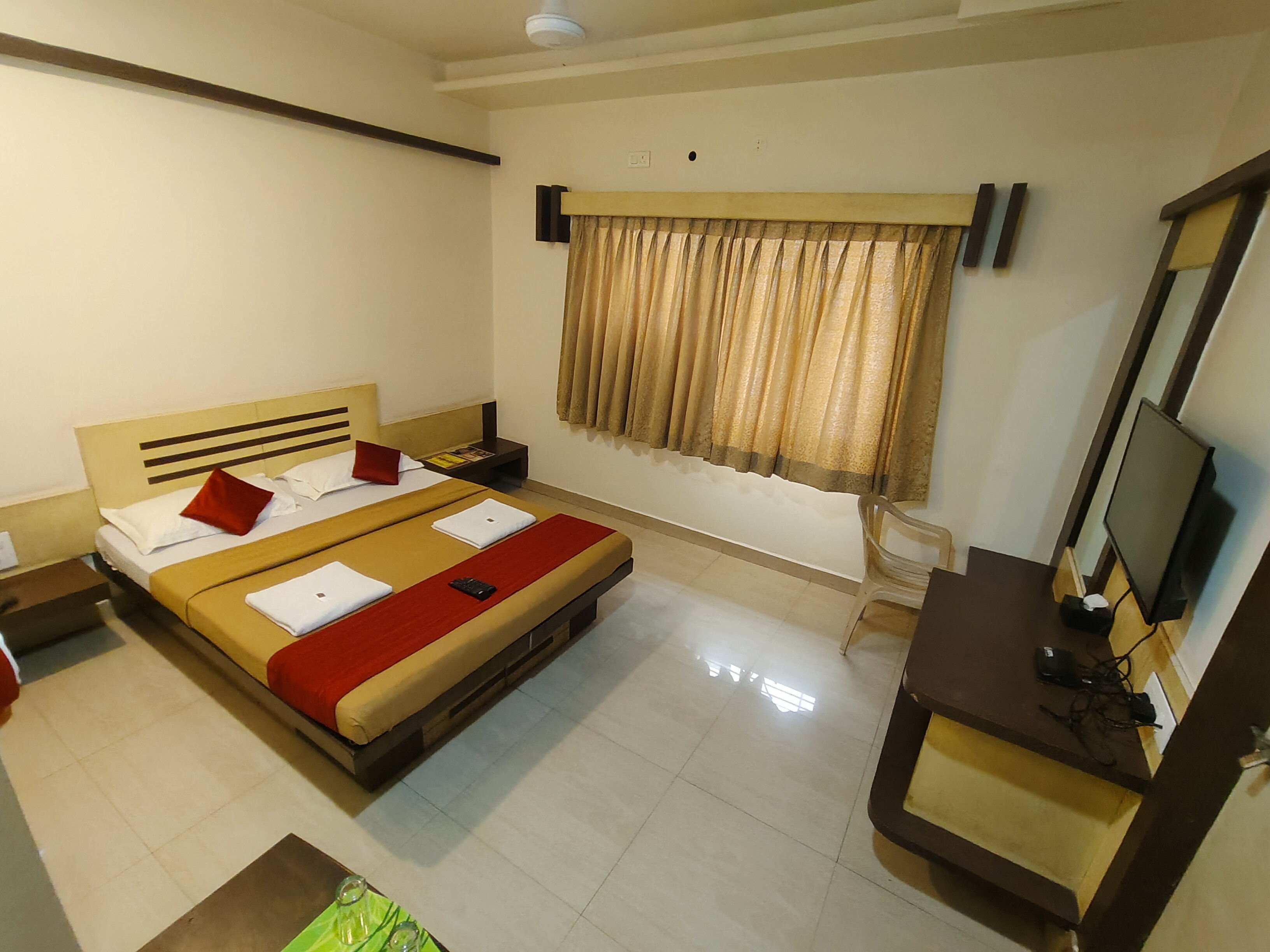 Hotel Sai ba 3