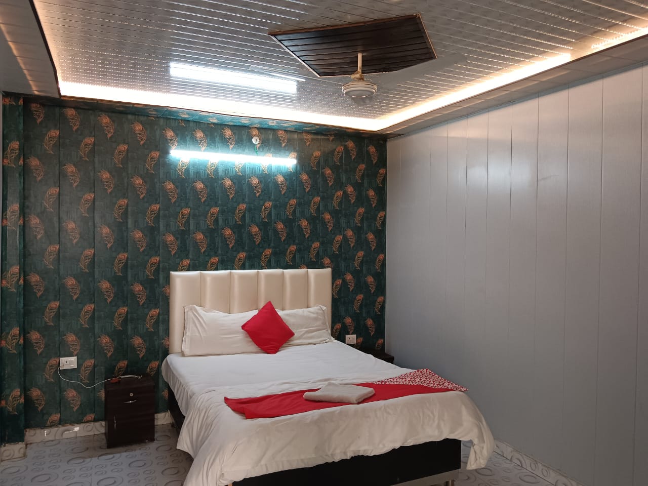 The Heaven Hotel Lucknow - Tap to explore photos
