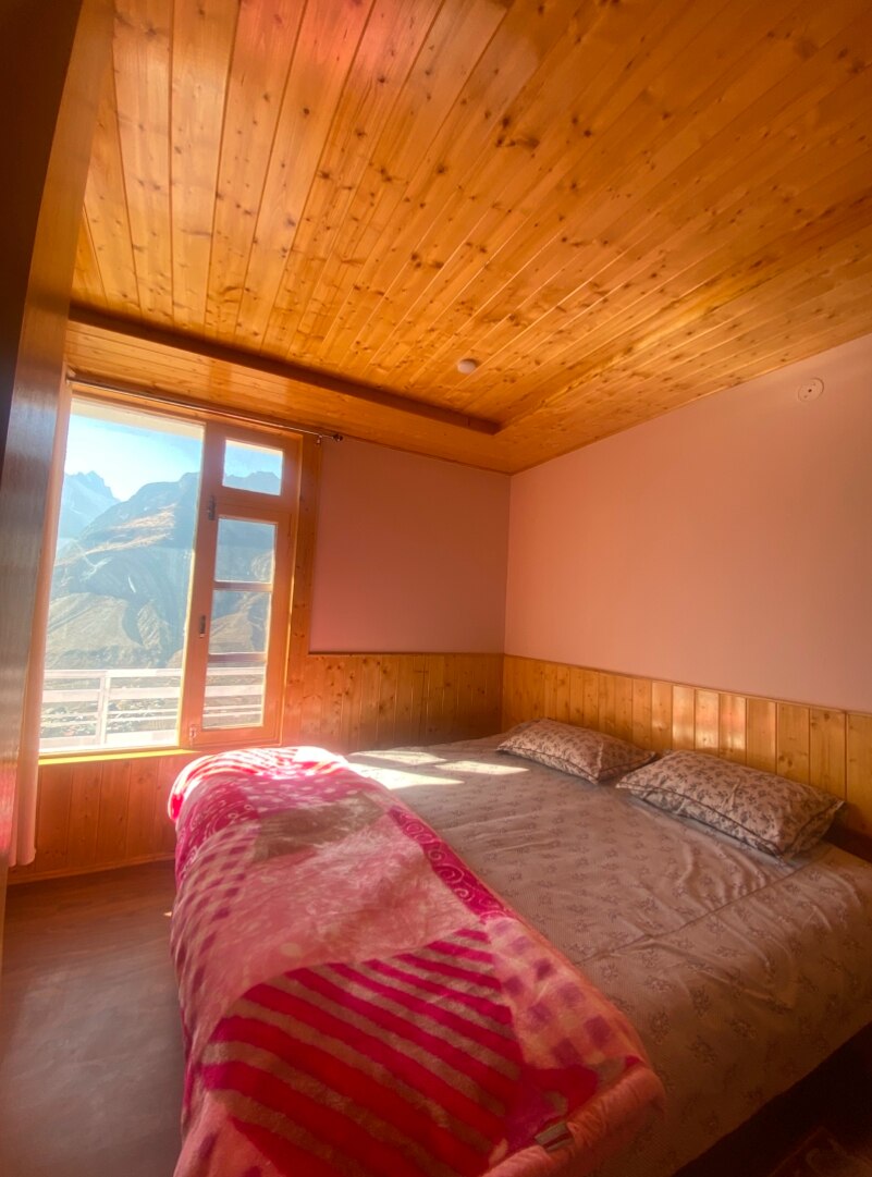 Lahoulalpinehomestay - Tap to explore photos