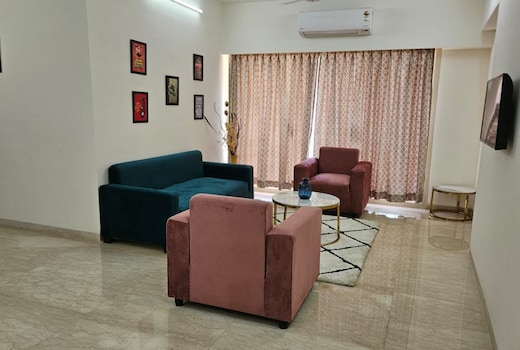 Staywood service apartment in Chembur