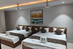HOTEL VIBRANT INN, Kadi