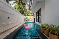 Luxe Riviera 4BHK Private Pool Villa by Incred Stays - VILLA A, Goa