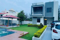 Lakecity Stay, Udaipur