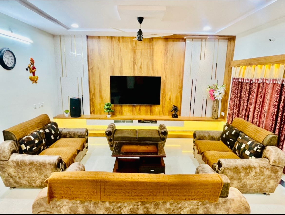 Luxurious Villa at Hyderabad close-by RGIA Airport - Tap to explore photos