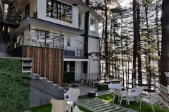 The Jakhoo Crest, Shimla