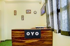 OYO 829306 HILL VIEW LUXURIOUS ROOMS, New Chandigarh